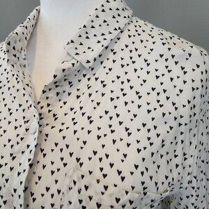 Black and White Heart Print Button Down. LG. Casual Novelty Print Maximalist